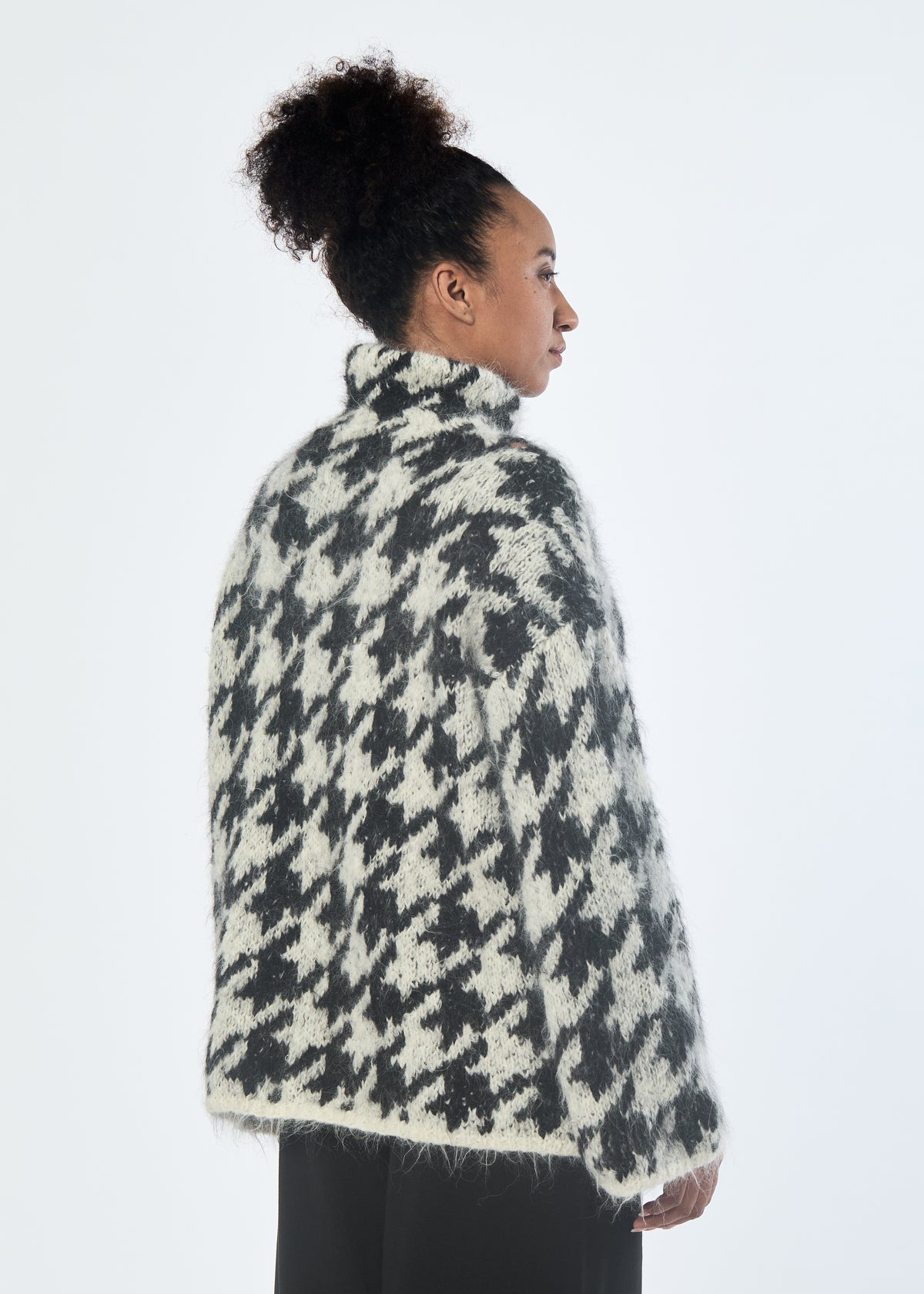 Ria Sweater