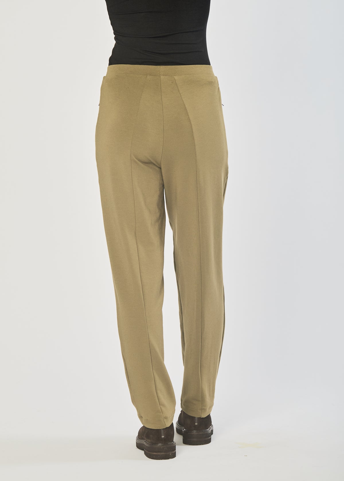 Cosmo Pant