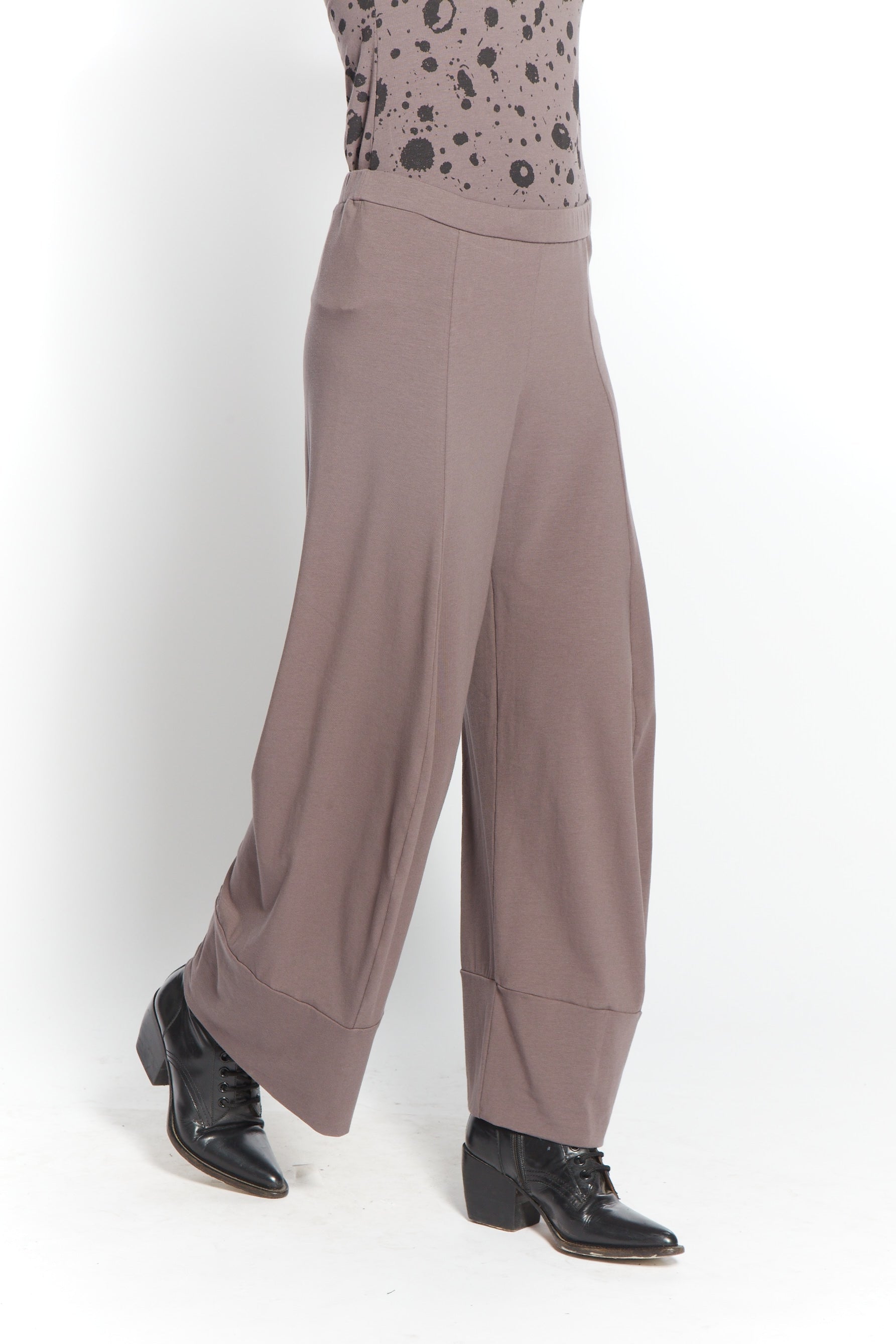 Demi Pant