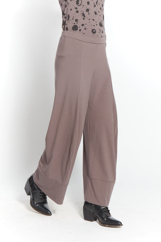 Demi Pant