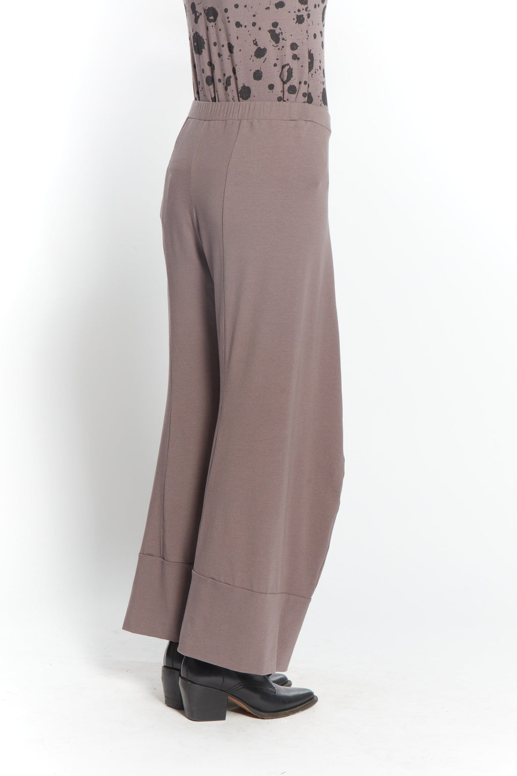 Demi Pant