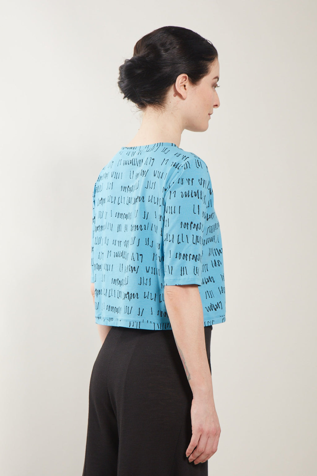 Sumi Top