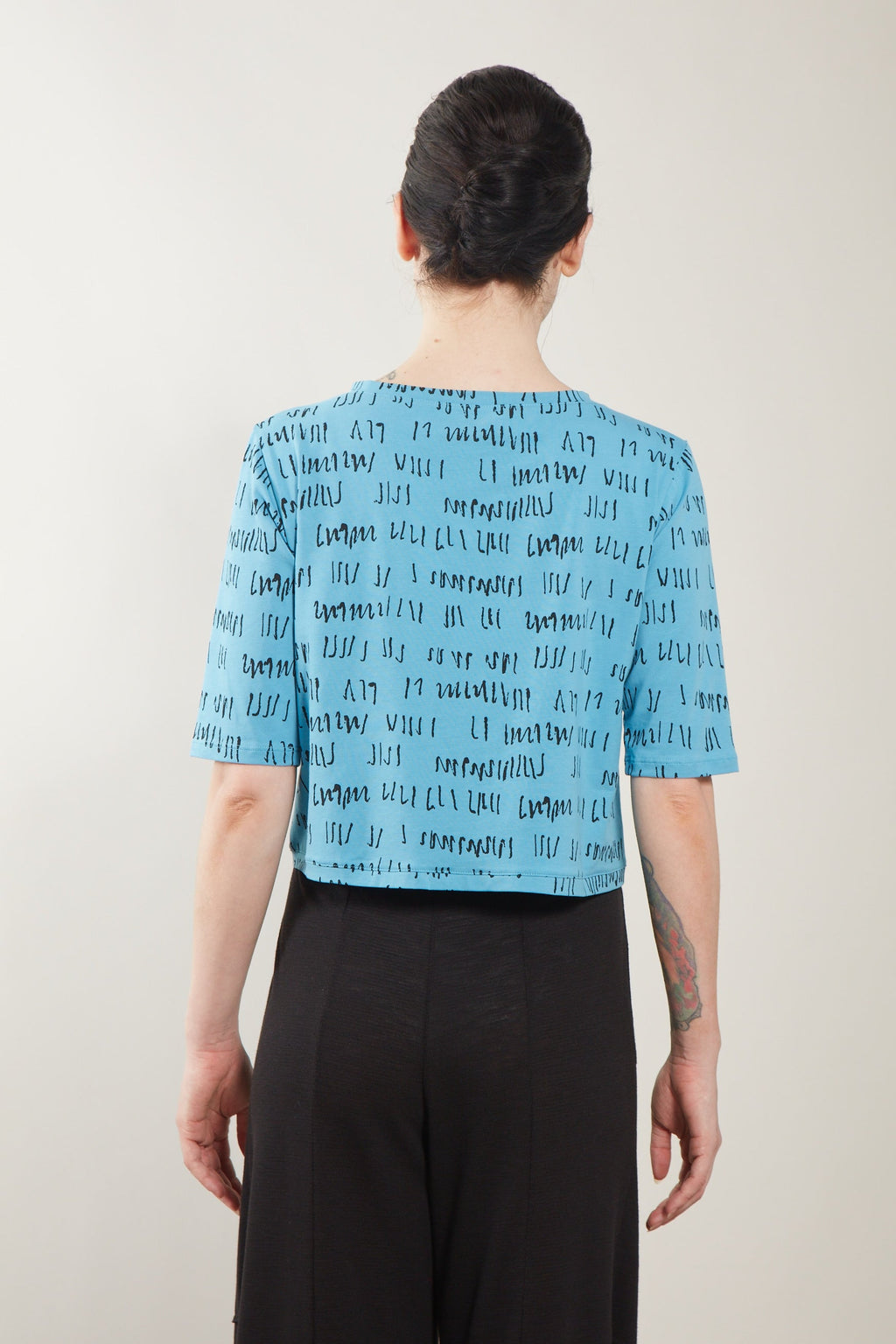 Sumi Top
