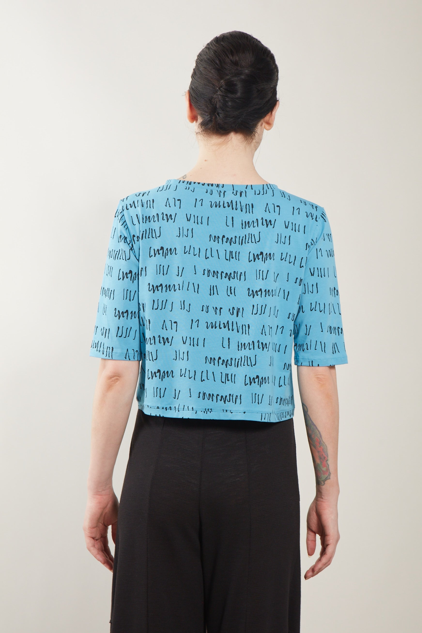 Sumi Top