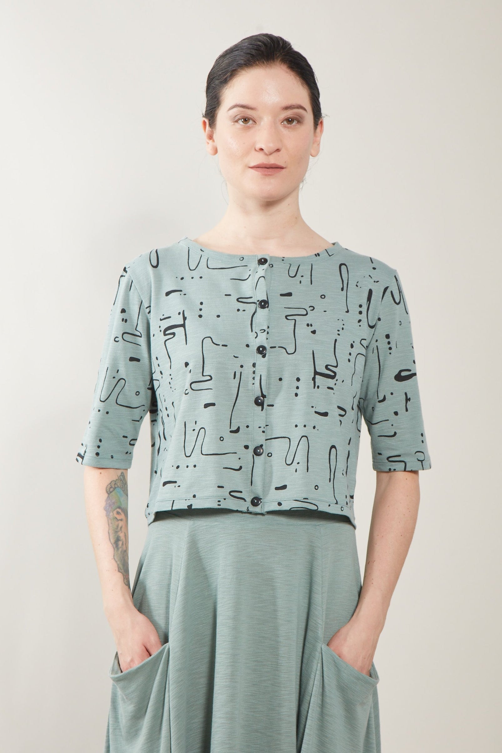 Sumi Top