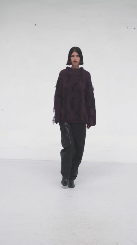 Korina Pant